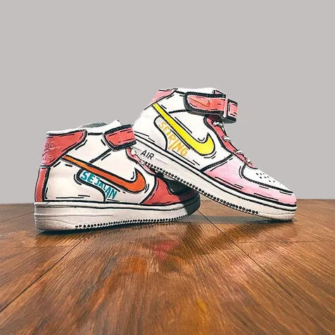 Pakai Sneakers