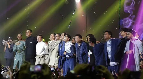 Bawakan Lagu Hits