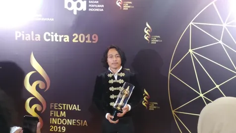 Kalahkan Pesaing Berat