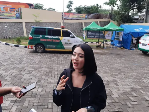 Hubungan dengan Mantan Suami