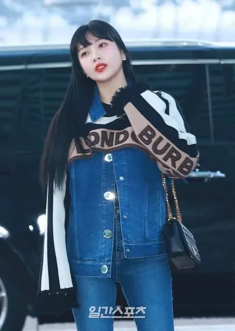 Joy Red Velvet