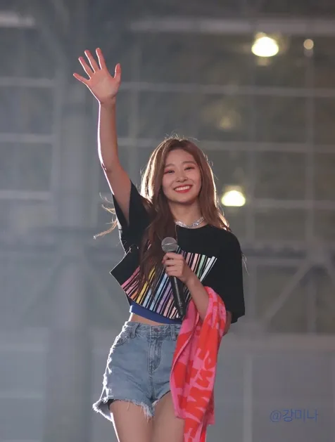 Minju IZONE