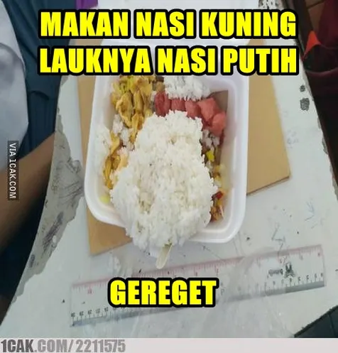 7 Meme  Yang Sindir Kebiasaan Makan Apapun Pakai Nasi 