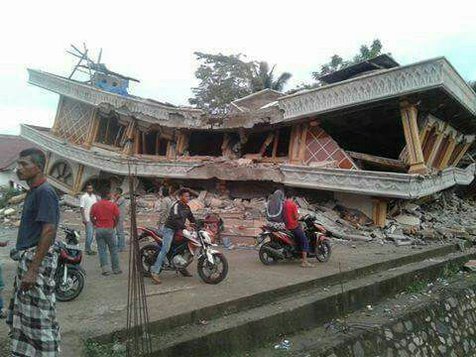 View Gempa Aceh Background