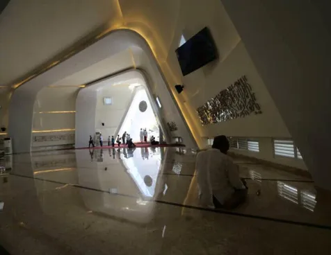 FOTO: Masjid Al Safar, Hasil Karya Ridwan Kamil Yang 