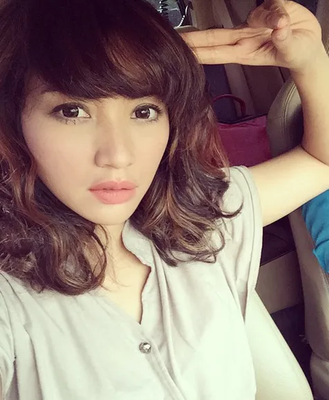 Hesti Purwadinata Hot  Mom Secantik Artis  Korea  Plus 