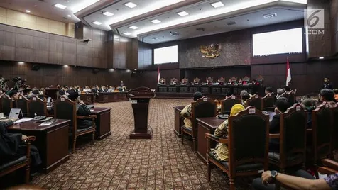 Ketuk Palu Tiga Kali