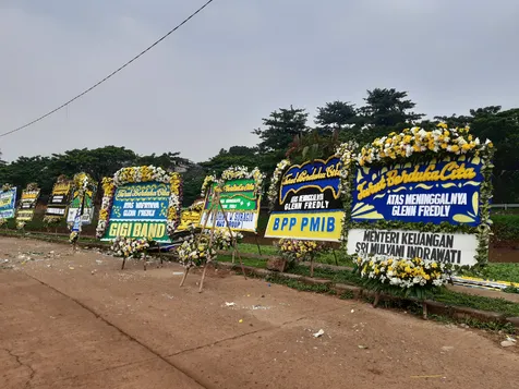 Dari Rekan Sesama Artis