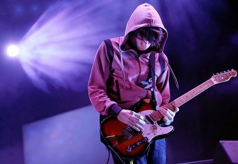 Jonny minta fans bersabar @foto: www.facebook.com/jonnygreenwood