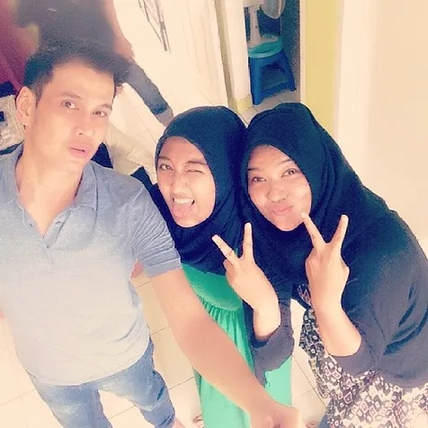 Dengan Keluarga