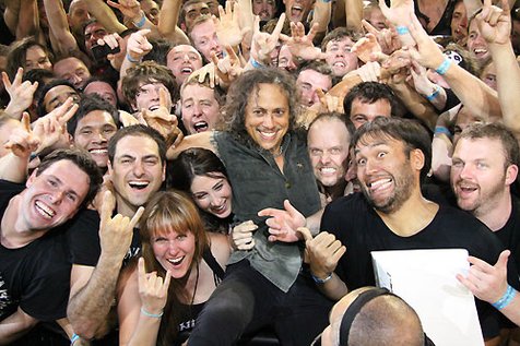 Metallica selalu berusaha memberikan penampilan yang berbeda. ©metallica.com