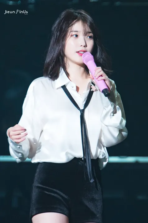 IU