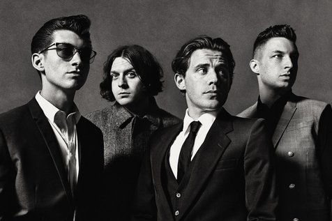 Arctic Monkeys pernah merilis lagu dengan judul sejumlah 14 kata, kurang panjang? © NME.com