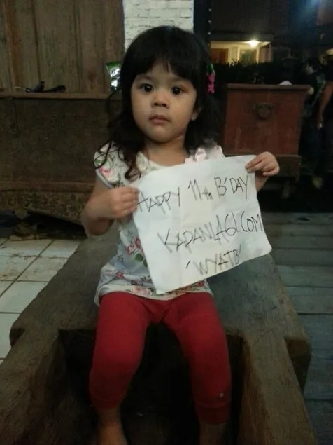 Hmm, untung foto si kecil Fea gak ikutan diedit ya. ©KapanLagi.com®/Rasel Ambarita