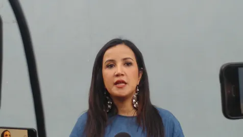 Andi Soraya Belum Izinkan Darren Starling Ketemu Steve Emmanuel
