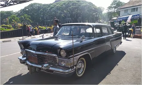 Dapat Bangun Kembali Mobil Lawas