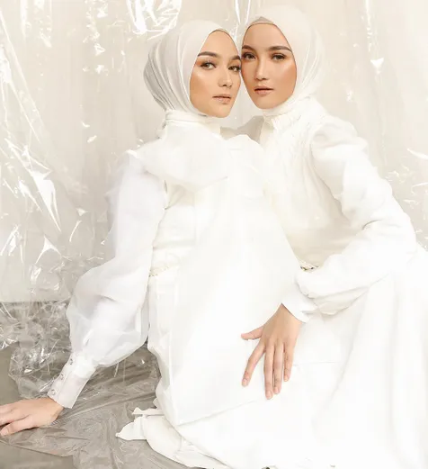 Kehamilan Keduanya Beda 6 Minggu