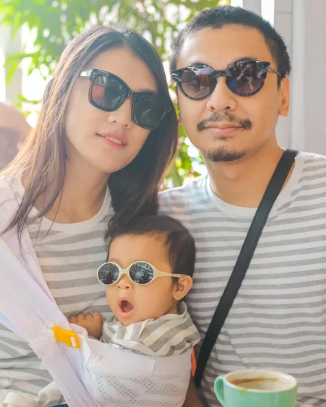 Raditya Dika dan Anissa Aziza