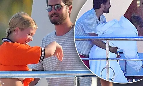 Sofia Richie terlihat cukup mesra di Cannes barsama Scott Disick © Istimewa