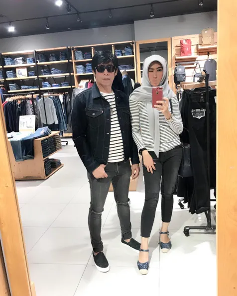 Terpaut 18 Tahun dengan Istri, Ini 8 Potret Kebersamaan Parto dan Dina Risty yang Tampak Awet Muda