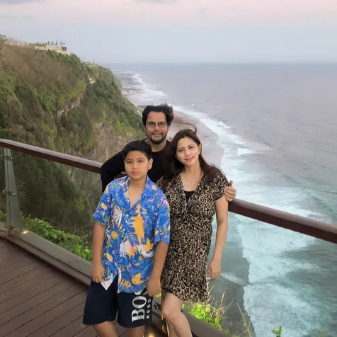 14 Tahun Jadi Istri Kedua, Ini 8 Potret Harmonisnya Rumah Tangga Cut Keke dan Suami yang Sempat Ditutupi