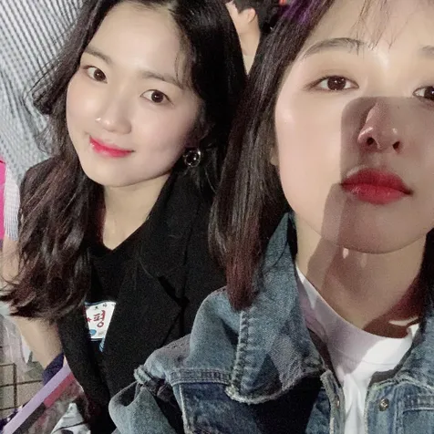 Kim Bora dan Kim Hye Yoon