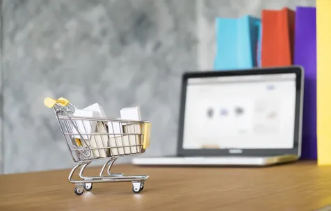 Belanja Online Makin Marak