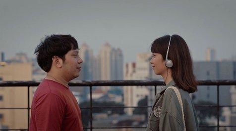 Adit Insomnia dan Bella Tannesia menjadi model video klip terbaru RR. © KapanLagi.com/Mathias P