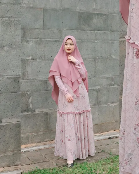 Dinda Hauw