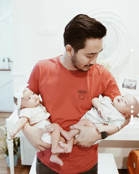 Digendong Papa Jeje