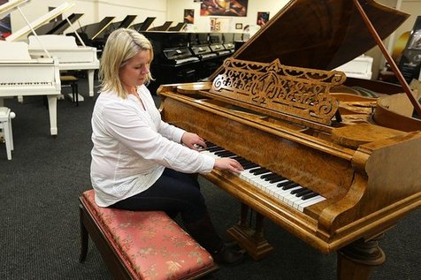 Piano Yang Dipakai John Lennon dan Paul McCartney