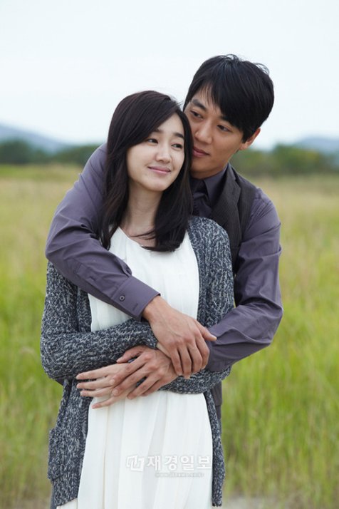 Park Ji Hyung dan Seo Yeon di drama A THOUSAND DAYS PROMISE diperankan oleh Kim Rae Won dan Soo Ae © SBS
