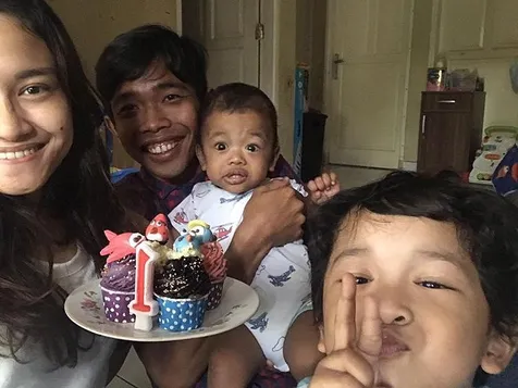 Merayakan Ulang Tahun Anak