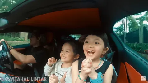 Mengajak Jalan-Jalan
