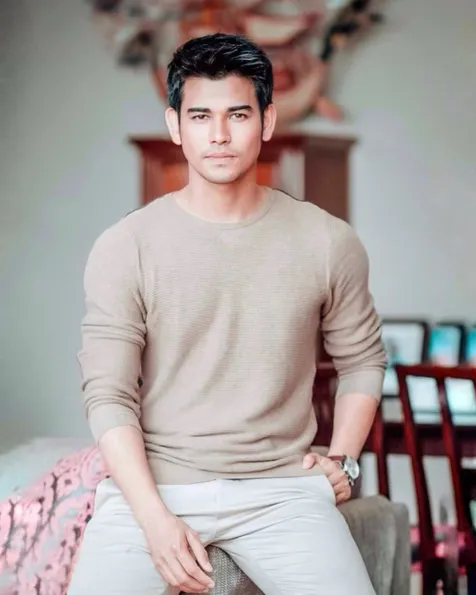 Leo Consul
