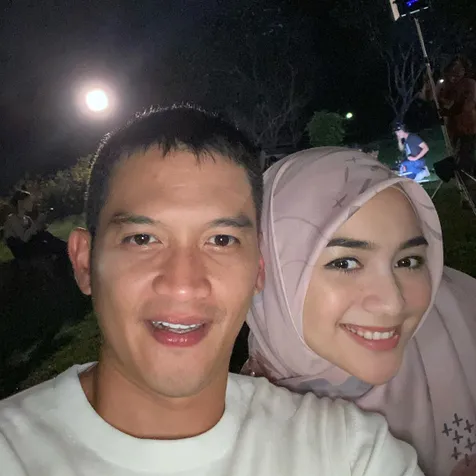 Akhirnya Ungkap Jenis Kelamin Sang Anak Ini Sederet Potret Romantis Citra Kirana Dan Rezky Aditya Kapanlagi Com Akhirnya Ungkap Jenis Kelamin Sang Anak Ini Sederet Potret Romantis Citra Kirana Dan Rezky Aditya Kapanlagi Com