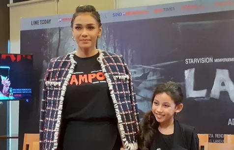 Adinia Wirasti Nyemplung Horor