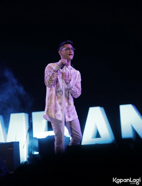 Afgan di Indihome Prambanan Jazz Festival 2017 © KapanLagi.com®/Mathias Purwanto