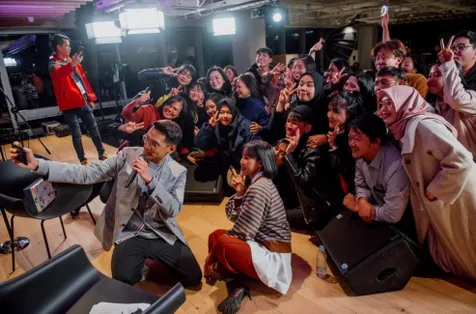 Bisa Berinteraksi dengan Fans Korea
