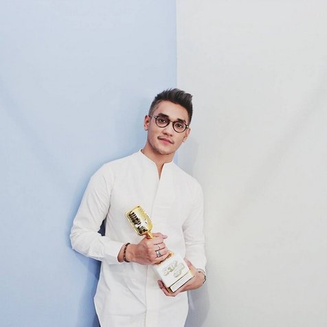 FOTO Makin Memukau Penampilan Keren Afgan Dengan Rambut  