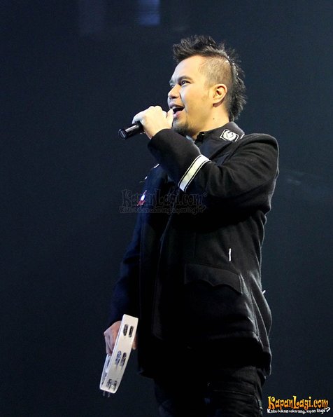 Ahmad Dhani sempat joget ala boyband di X Factor Indonesia.