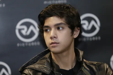 Al Ghazali Rugi 1 Miliar Gara-Gara Hoax?
