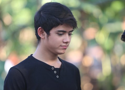 Aliando ciptakan lagu untuk tantenya ©KapanLagi.com/Busan