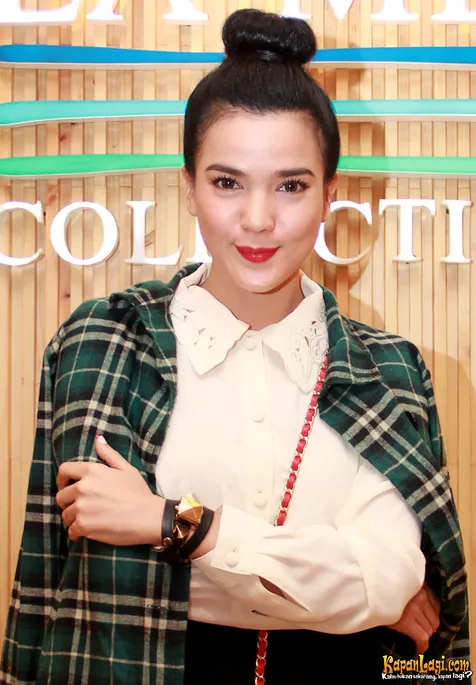Maia Estianty  6 Artis Cewek Yang Juga Berprofesi Sebagai 