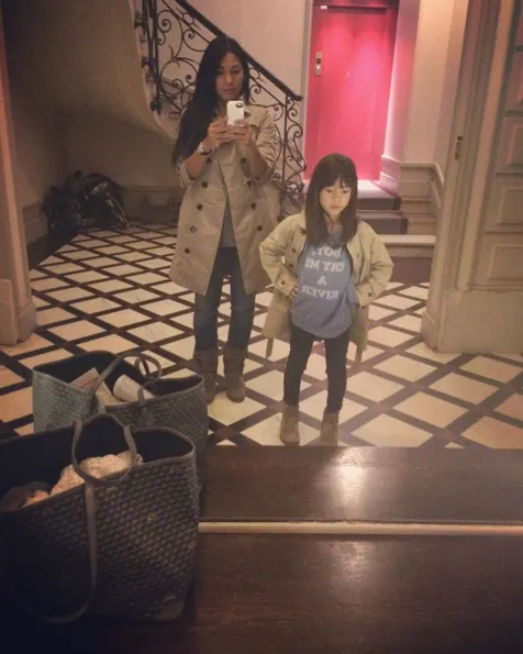 Foto Anggun dan Anak Tahun 2014