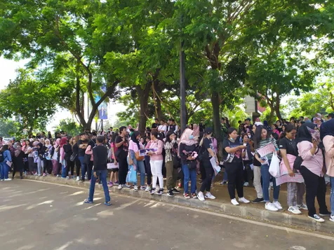 Data Fans yang Datang Lebih Dulu