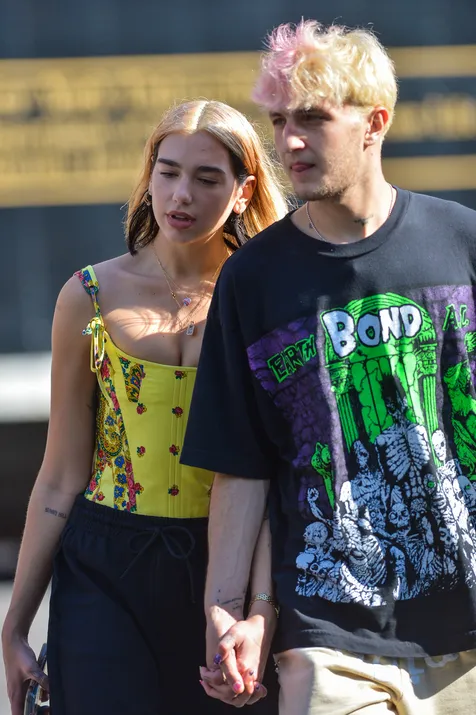 Dua Lipa Ketemu Camer