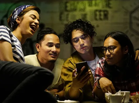 Dipersatukan Oleh Rasa Suka