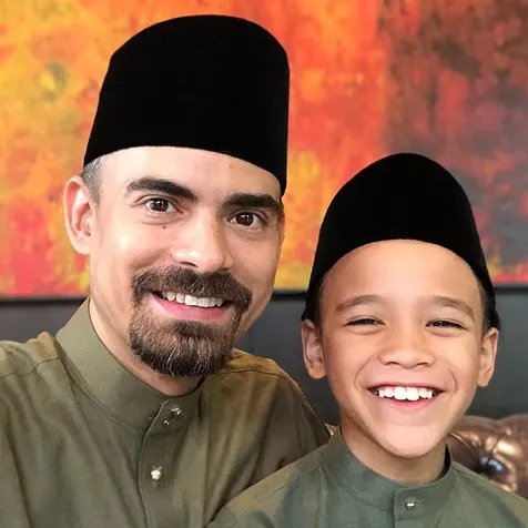 Ashraf Baik Hati
