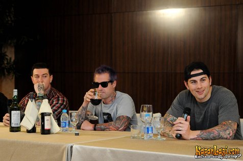 Avenged Sevenfold kala konferensi pers di Indonesia